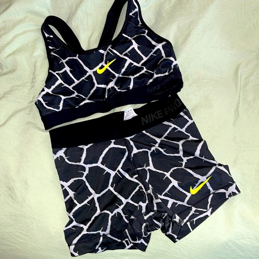 Nike short set